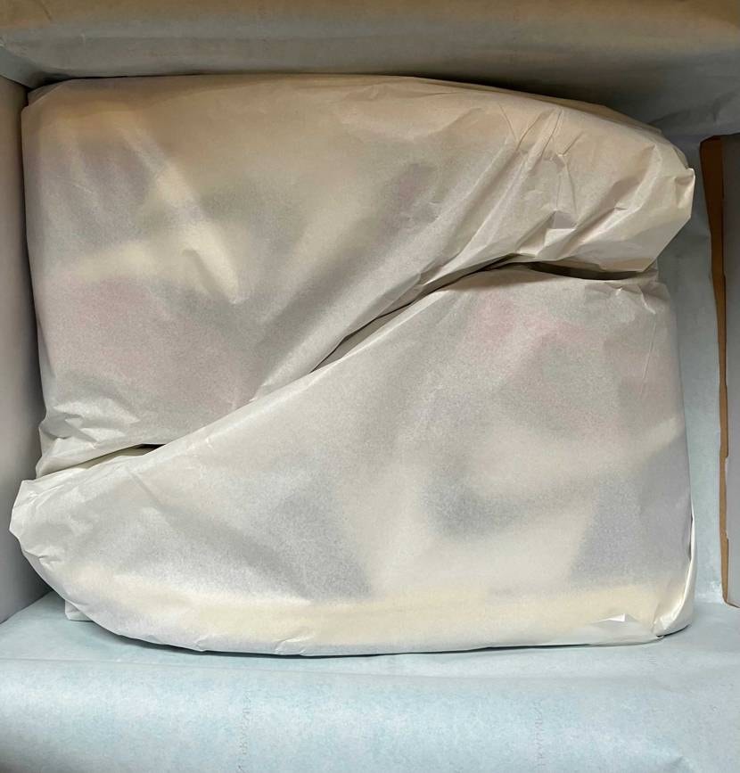 仕事終わり帰宅🏠すると
娘宛のNIKE📦
何買ったの〜と連絡すると
『📦開