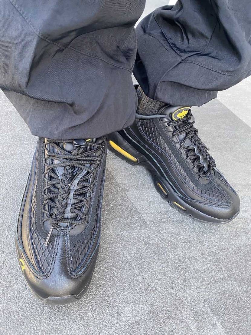 みなさんこんばんわ🤗
今日からものすごく寒くなったのですが
NIKEのセール