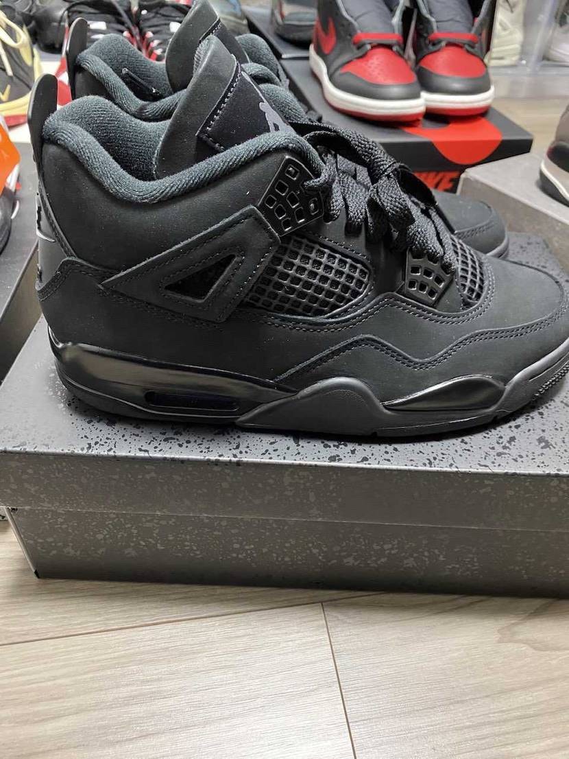 みなさんこんばんわ🤗
履き納め👟をみなさんが選ばれている中