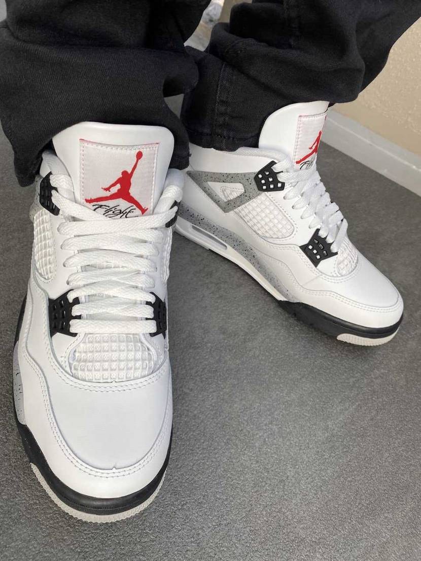 みなさんおはようございます🤗
ずっと飾ってるだけだった
AJ4⚪️セメントを