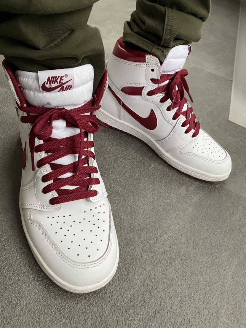 みなさんこんばんは🤗
天気悪かったけど85メタ🔴でお出掛け🚶
映画観るつもり