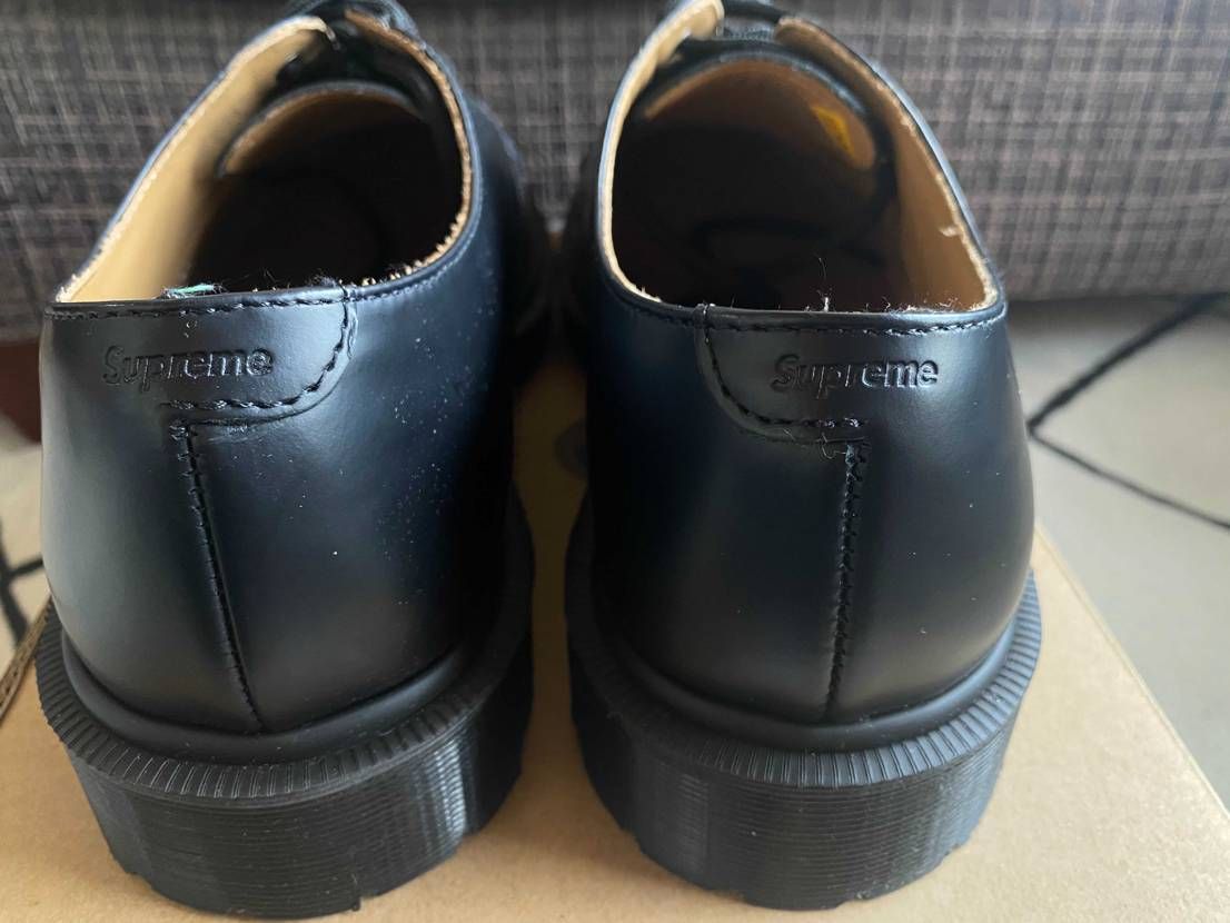 Supreme✖︎Dr Martens
主張しすぎずさりげないSuprem