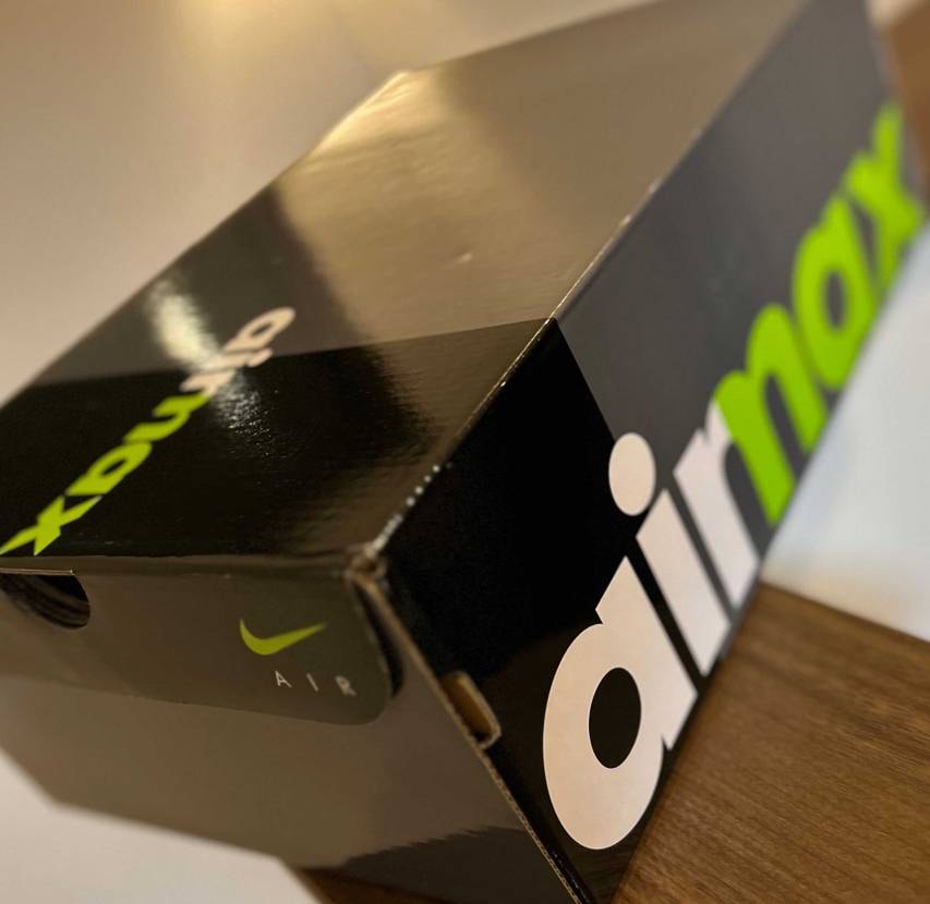 
👟はもちろん🙆‍♂️ですが…

何がいいかって
この箱なのよ🥹
ai