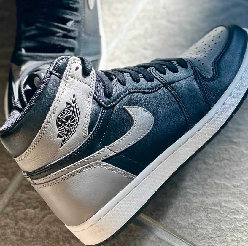 
仕事早上がりで

コレ👟引っ張り出しました😄

今年の冬もよろしくお