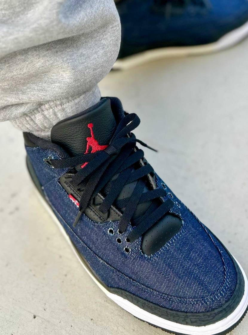 
いろんな👖に合わせてみたりしてみましたが…
結果、スウ