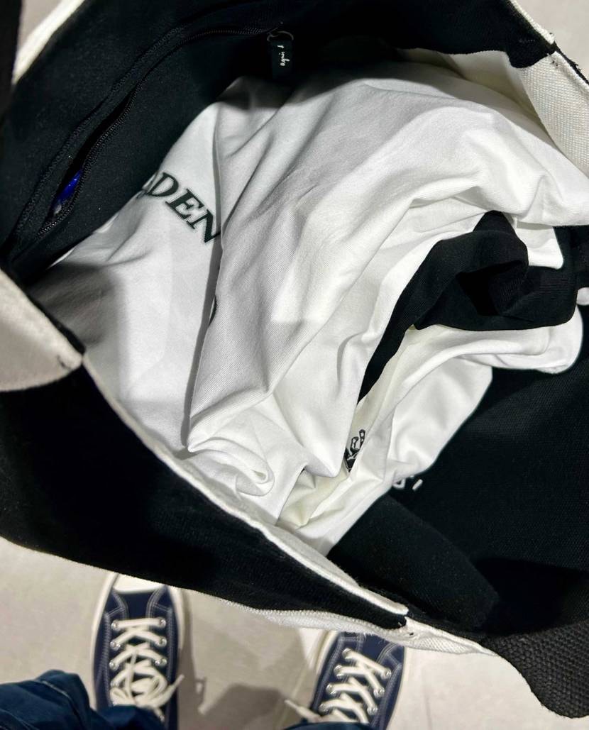 
本日、GU✖︎JOJO発売日✨

とりあえず欲しいの