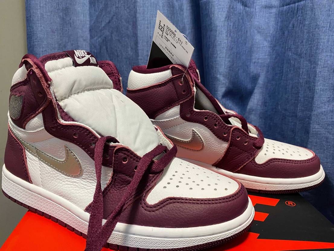 11月20日発売のAIR JORDAN1 Bordeauxが