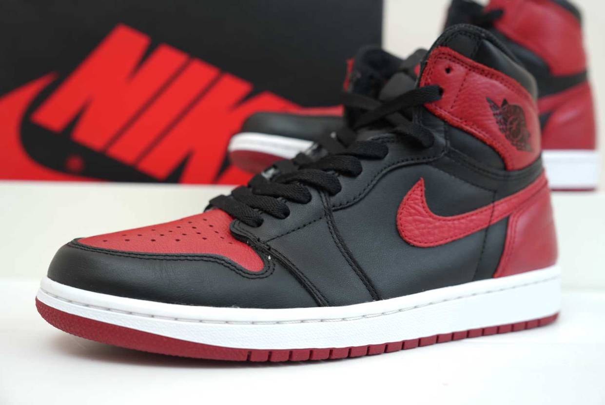 ナイキ エアジョーダン 1 レトロ ハイ OG 