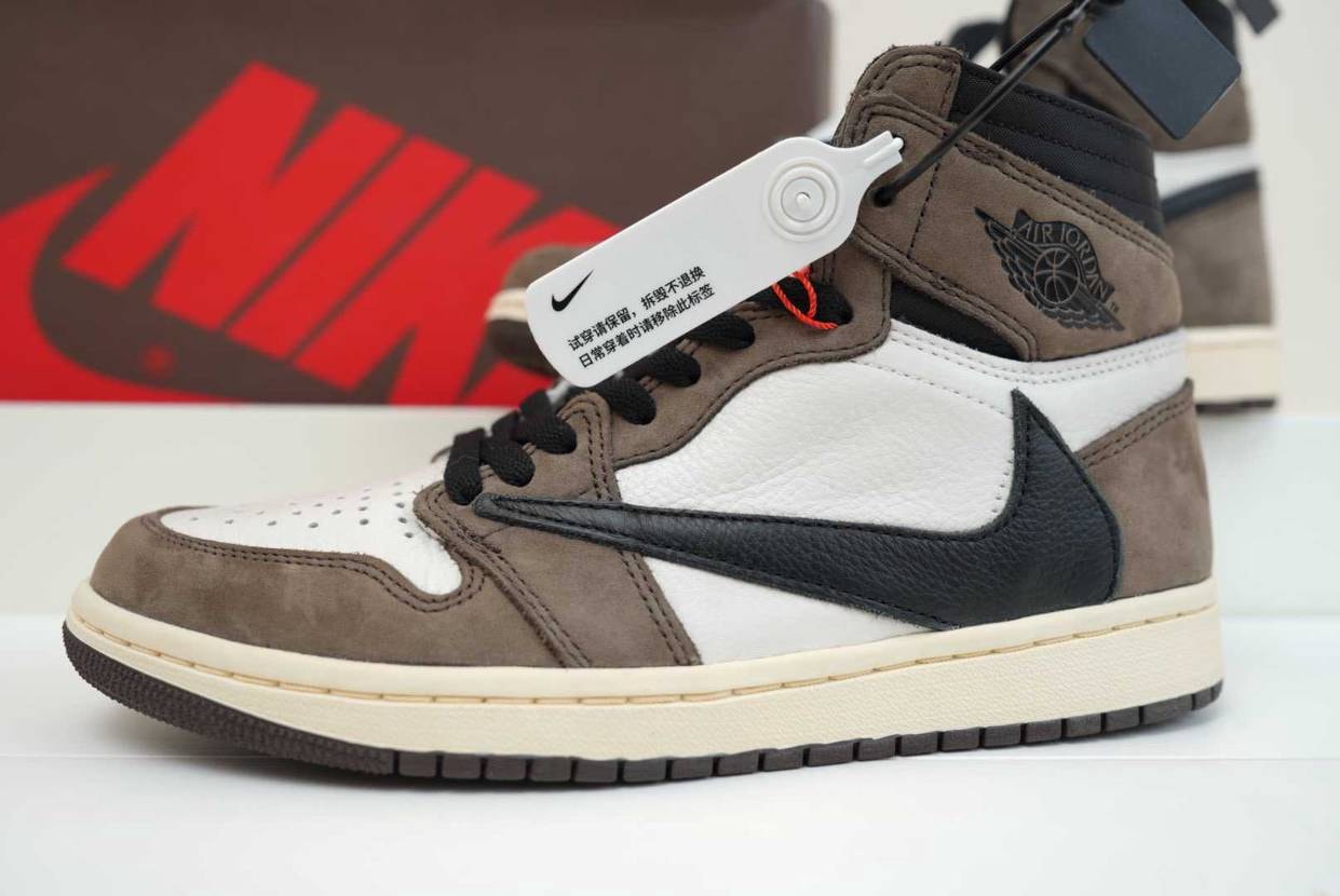 25.5cm
155,500円
ダメージがありますが未使用品になります
お