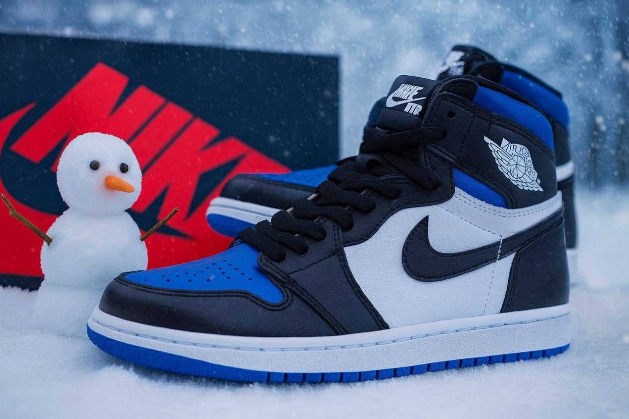 26.5cm
19800円
使用回数少なめ、良好な状態です
お値段相談可能