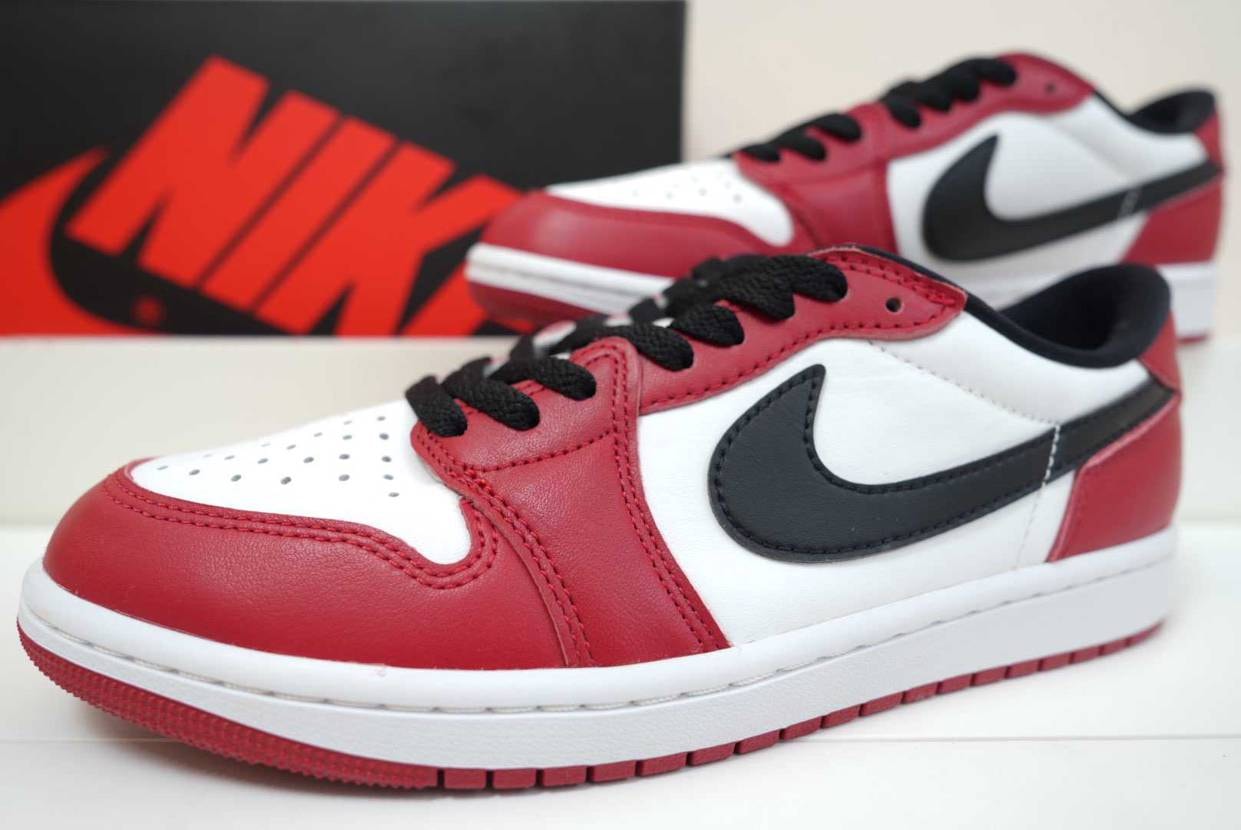 26cm
18800円
お探しの方
この機会にいかがでしょうか？
お値段