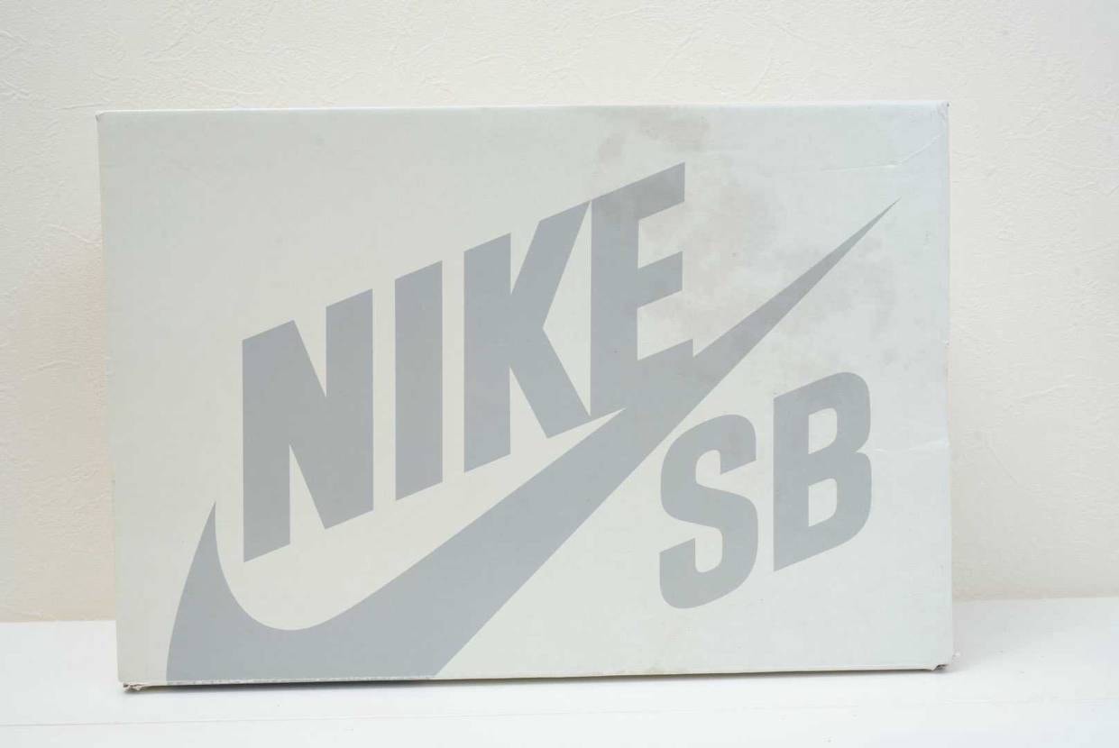 26cm
25980円

ボックスに汚れと履き口に汚れ