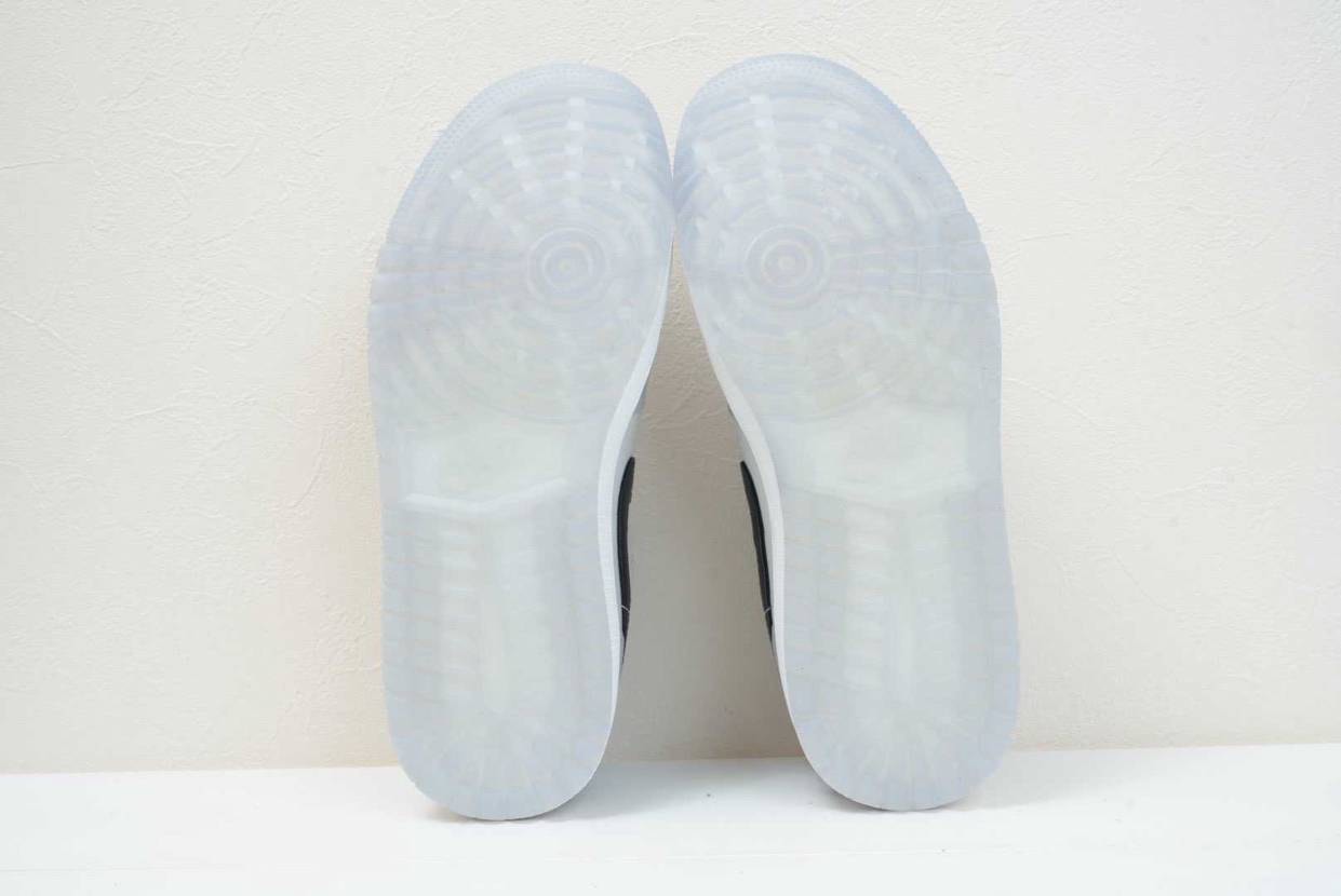 26cm
15800円

未使用品ですがアウトソールに