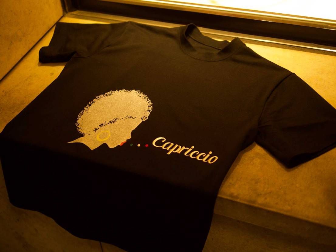 capriccioの新作！
生地が、良くてめちゃくちゃかっこいいと思います！