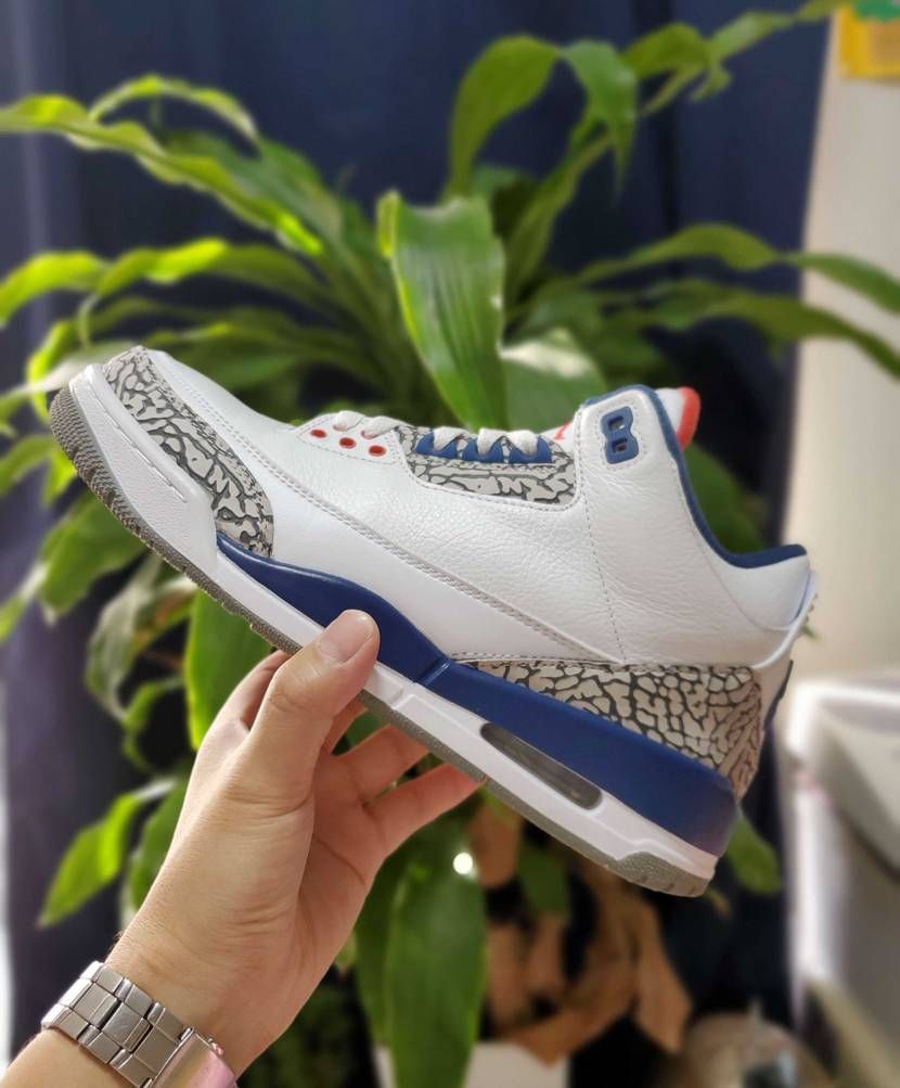 トゥルーブルーゲットしました👍👍⤴️⤴️
お尻NIKE最高😘
OGカラ