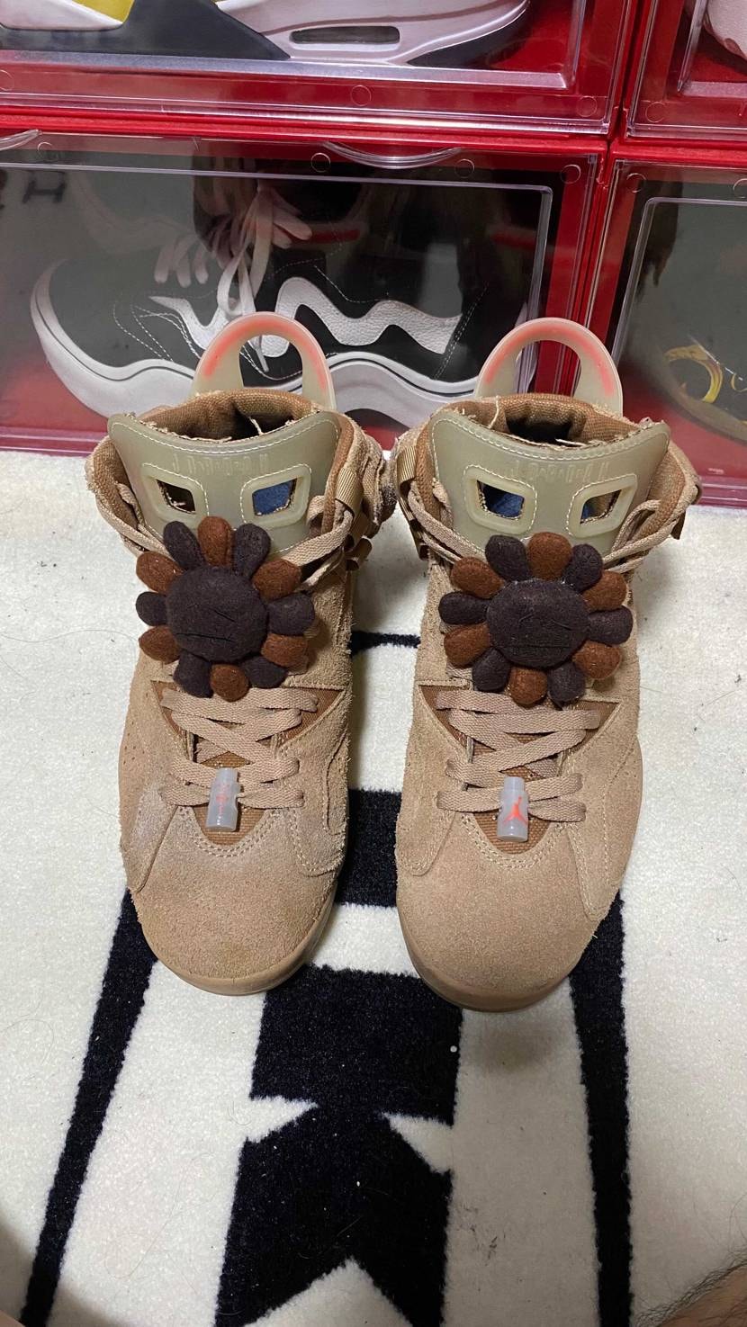 AJ1両方青に変更💡更に位置を1段上げましたー
AJ6の方