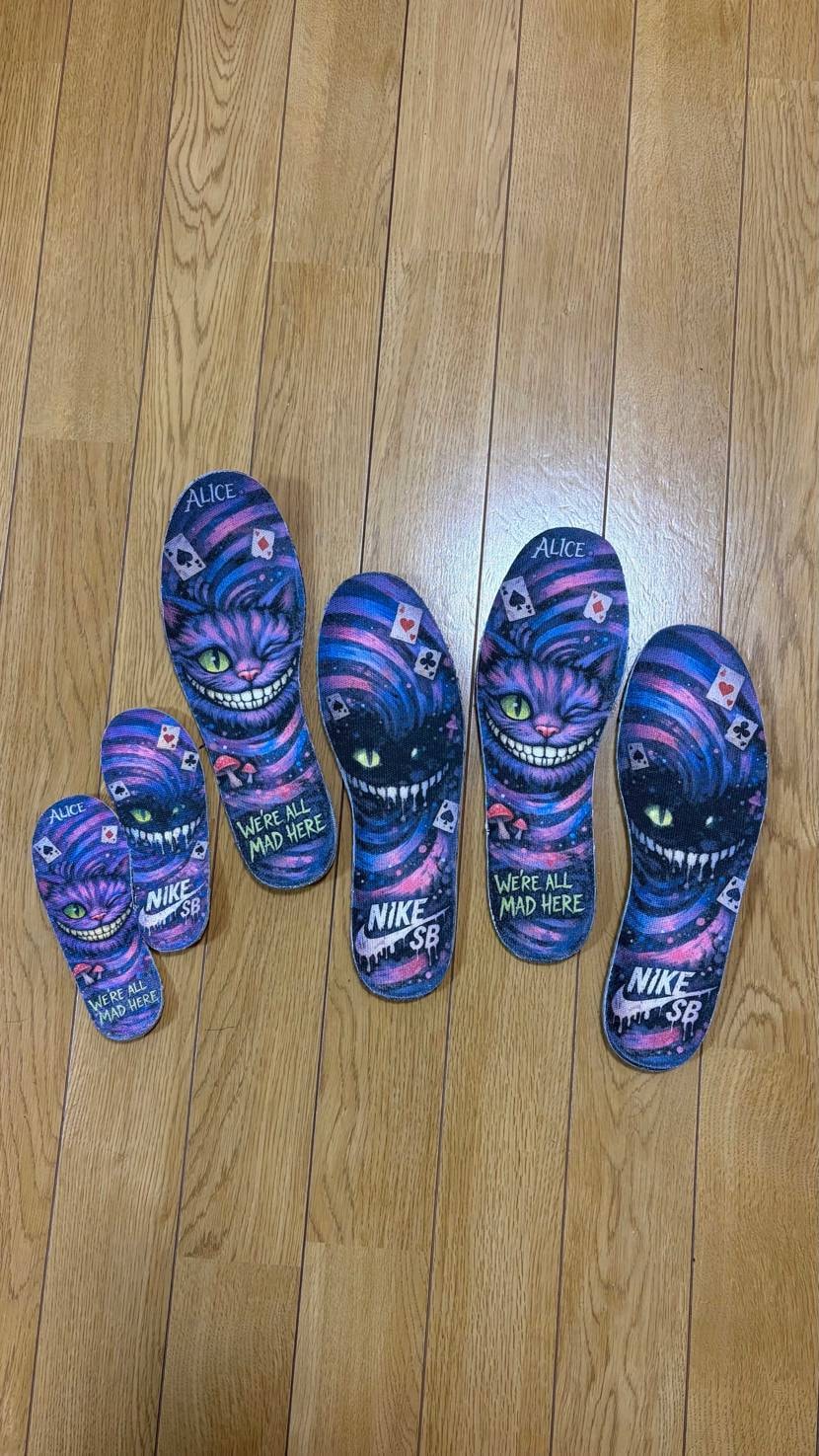 nike sb dunk low "Cheshire cat