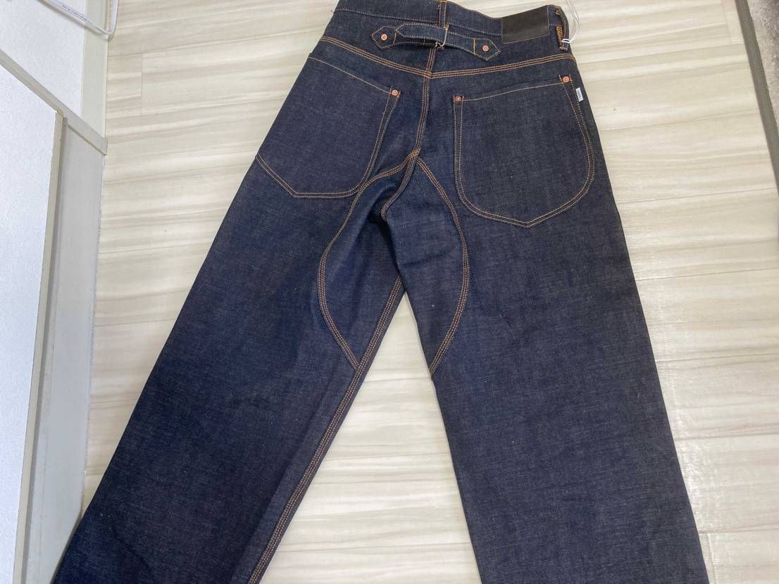 最近買ったダブルニーのデニムが届いた！
この前買えたトラヴ