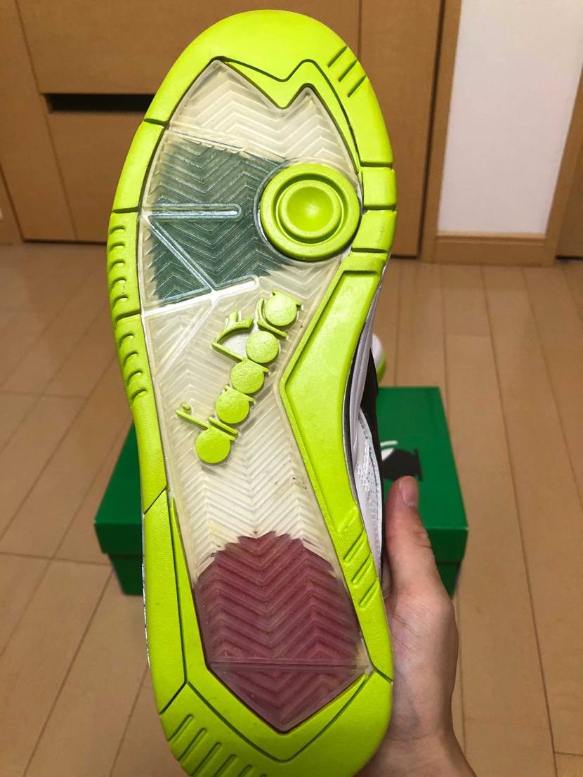 久々のスニーカー来ました
diadora  rebound