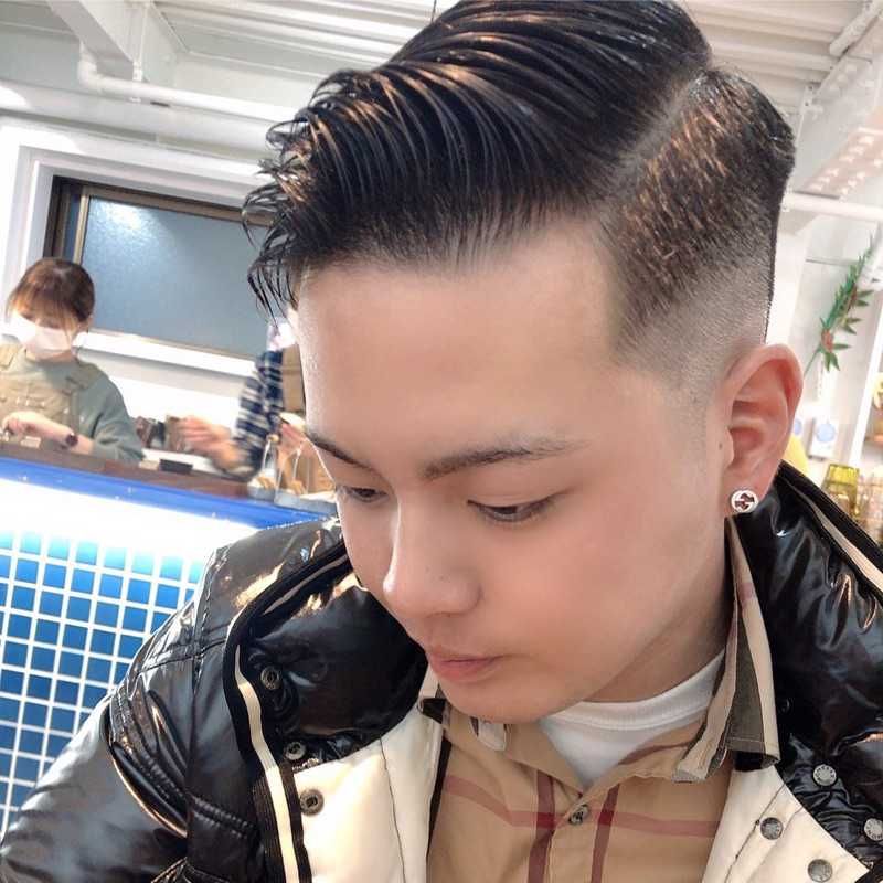二井内健太(出品者)