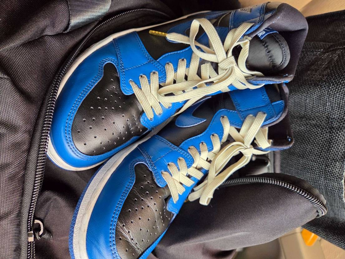 ジム用のシューズボロボロになって、試しにAJ1 Hi 履いて