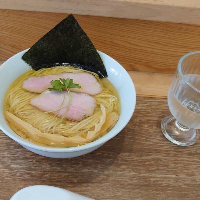 S(出品者)