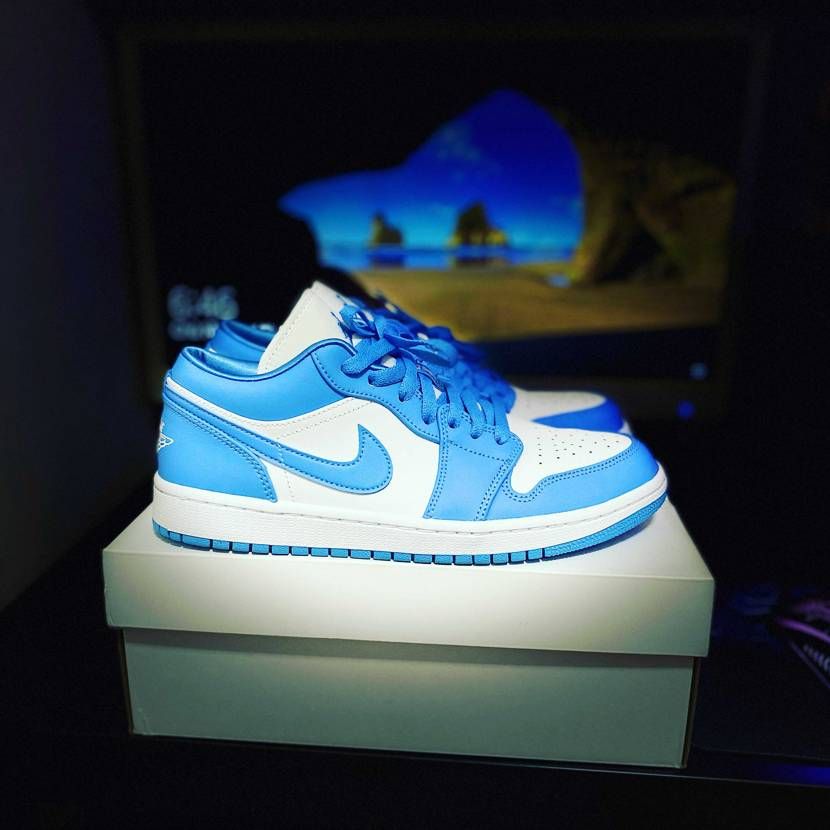 Jordan1 low unc 26.5