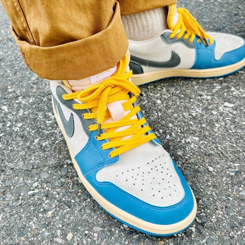 UNION × JORDAN 1 UNC/ROYAL

