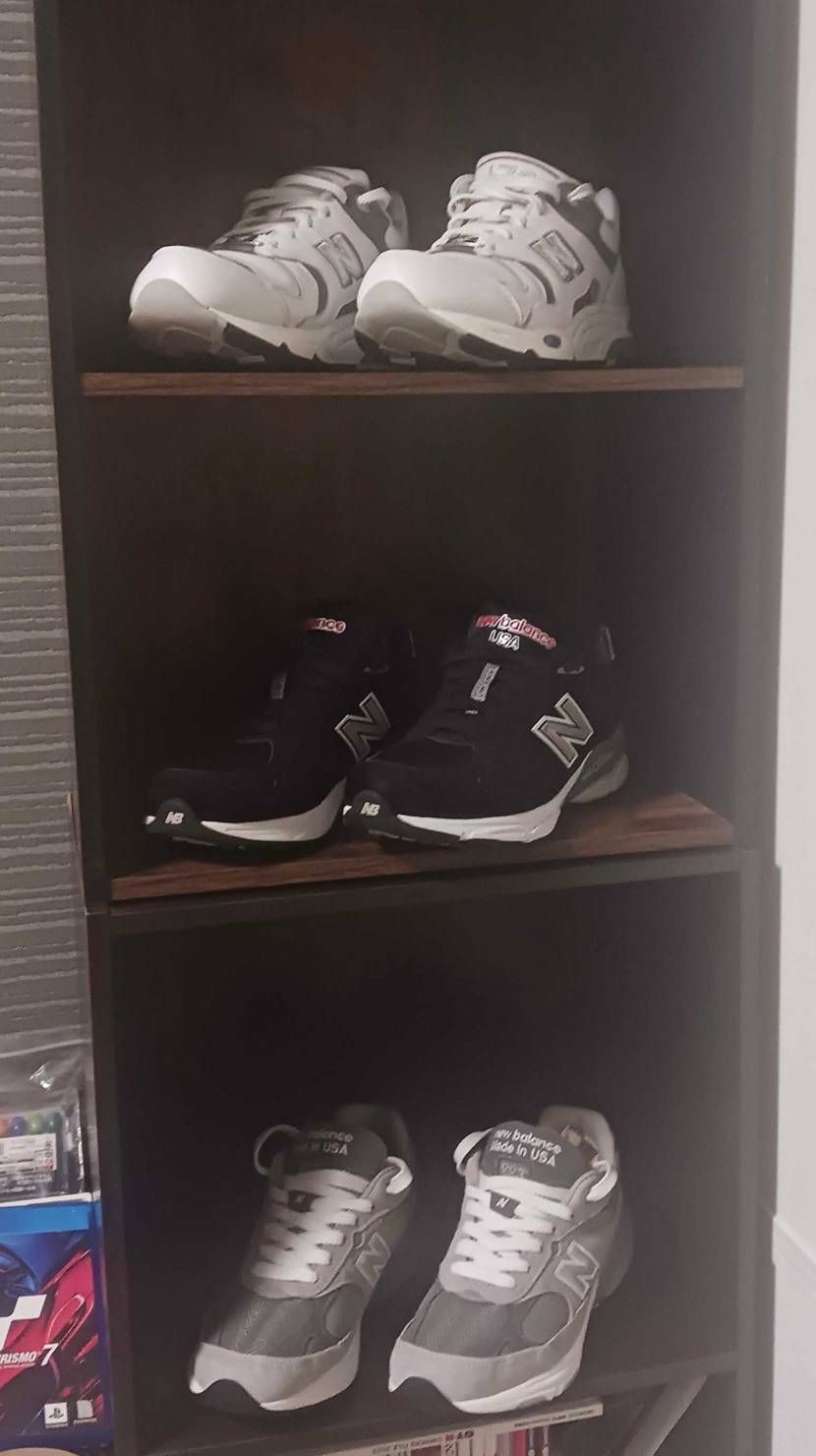 見たら欲しくなるNIKE、履いたら欲しくなるNB
両方の沼