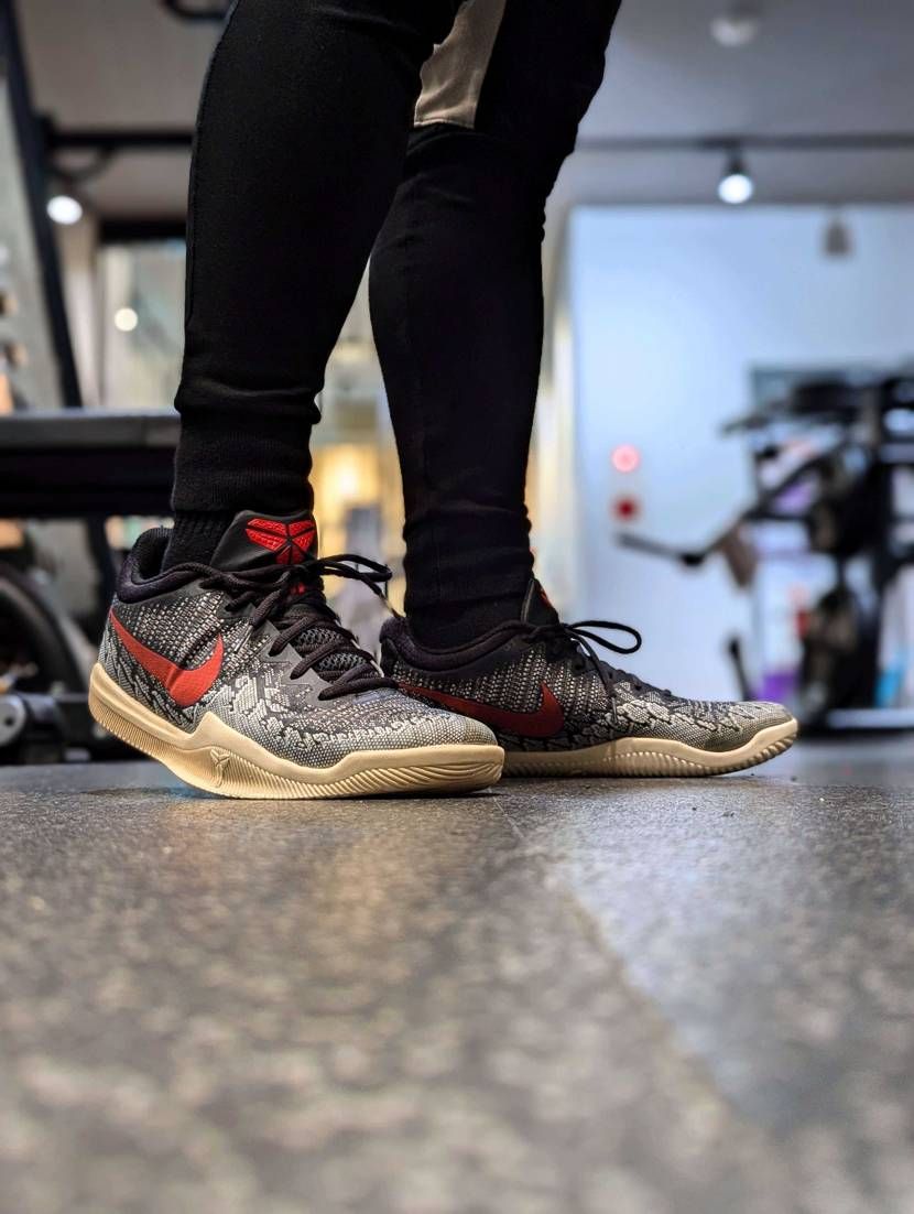 トレーニング。
Nike Mamba Rage Black/Bright Cr