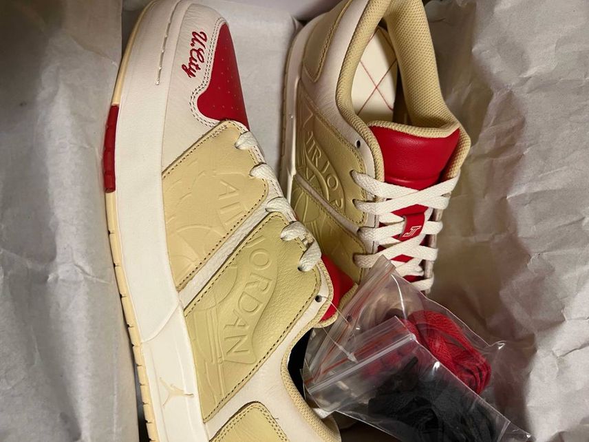 キューピーマヨネーズみたいだな👟
意外といけてる!!
結構好きだ!
