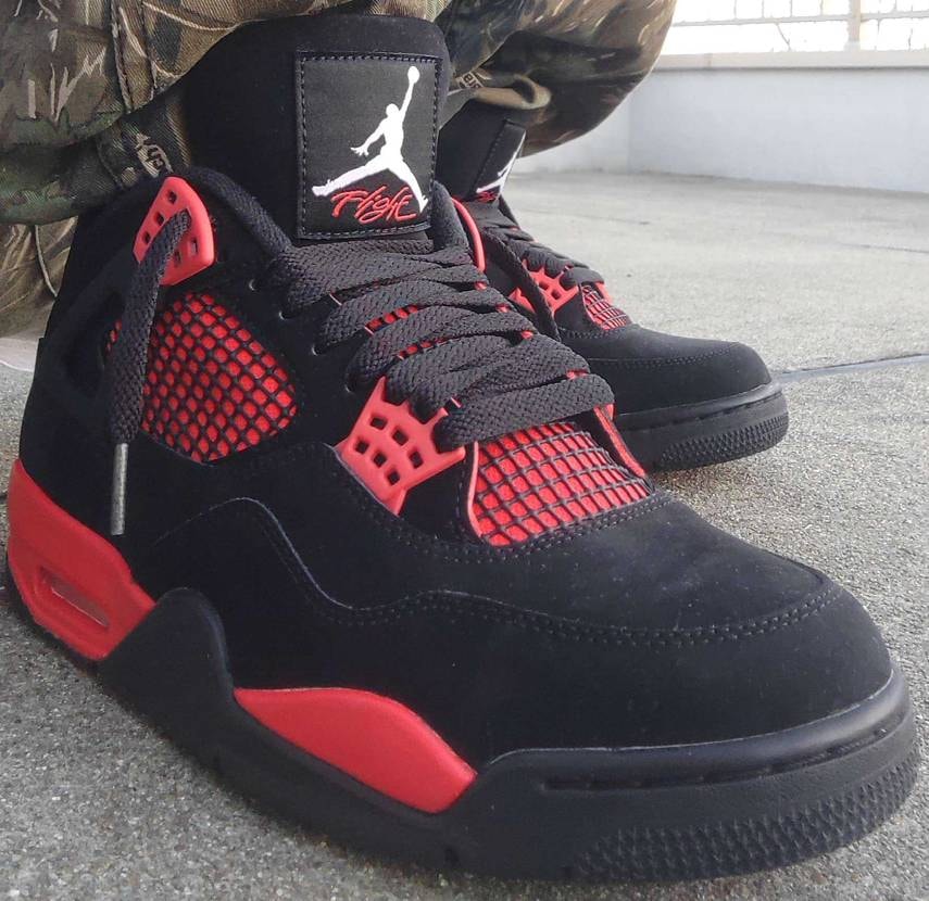 ナイキ エアジョーダン4 