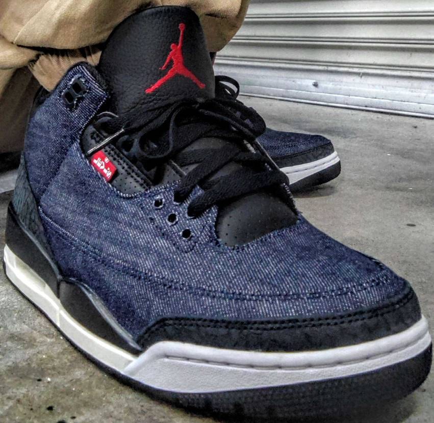 What’s up bro?🙋🏾‍♂️

See you later! Ha