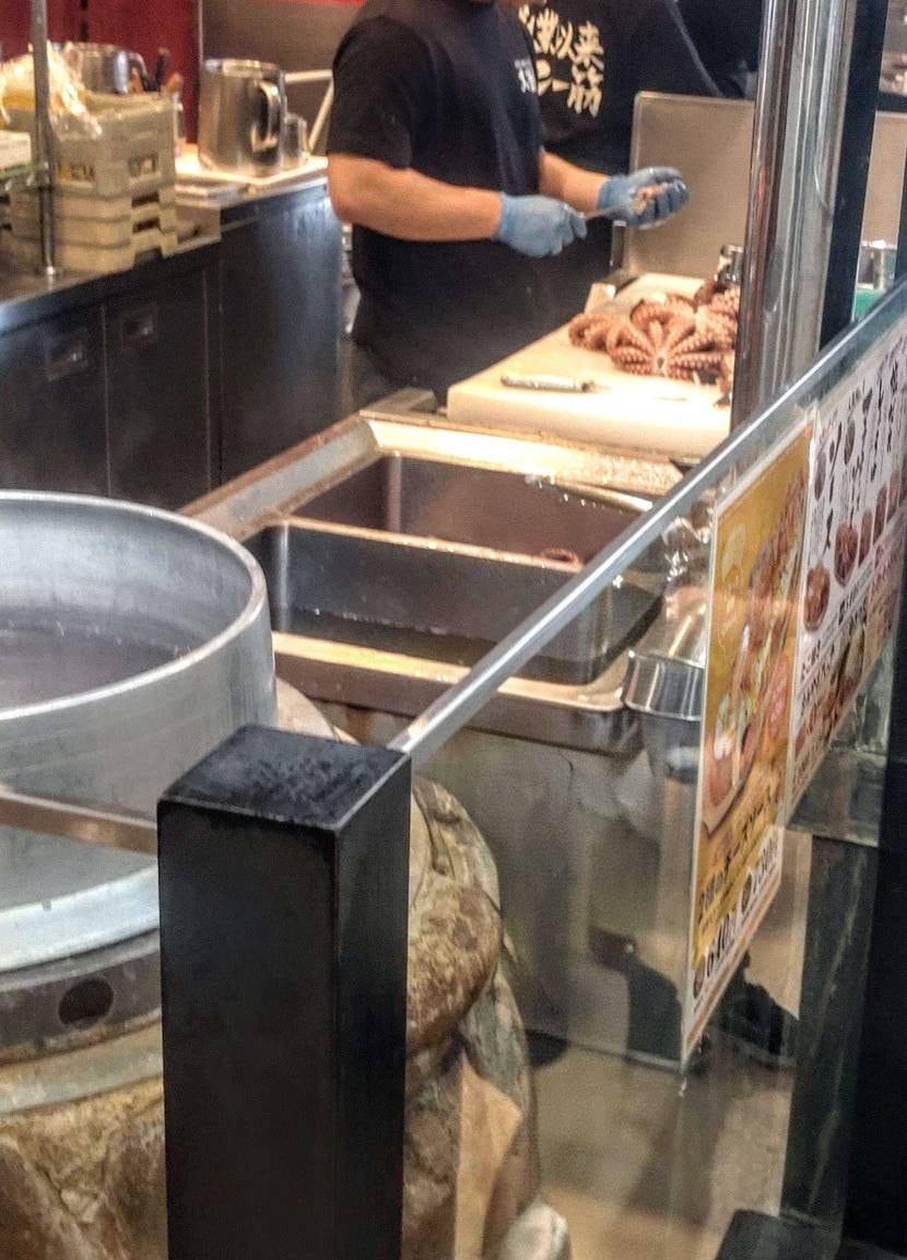 What’s up bro?🙋🏾‍♂️

僕は銀だこより