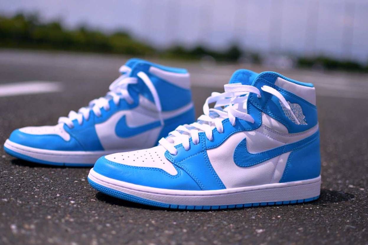 UNCカラー似合うパンツってなんだろーなぁ