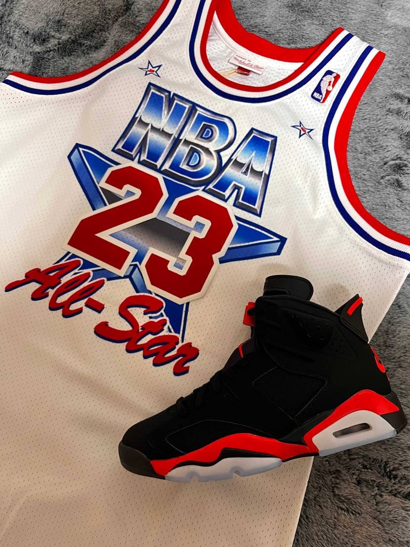 実は先月にatmosさんにて当選したセールスマンくんが不良品