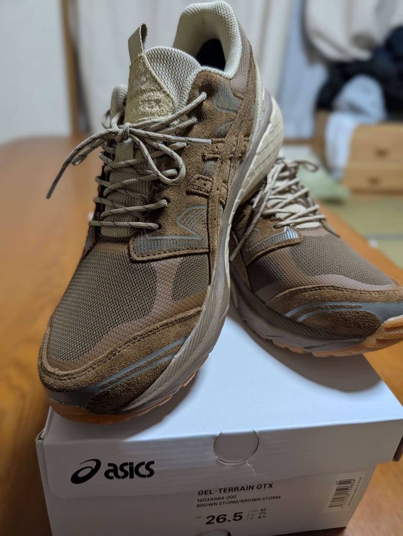 あぁ^~いいっすね〜
なお合う服がない模様
nonnative ×