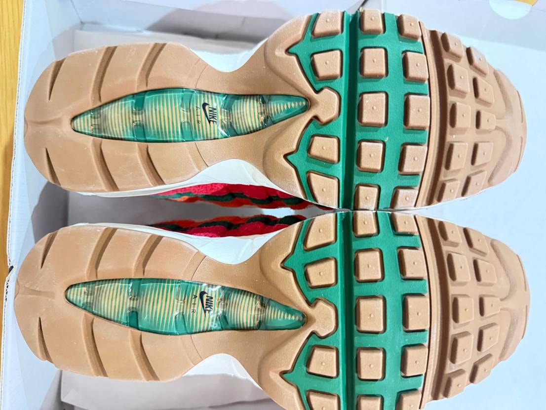 Air Max 95 “7-Eleven” 無事に届きました