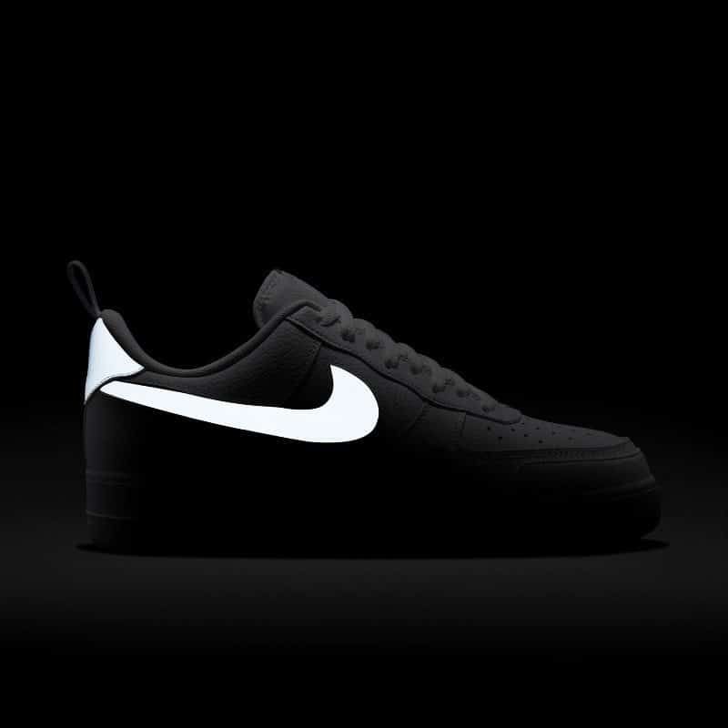 このAF1探しています🙇♀️
sneaker distr