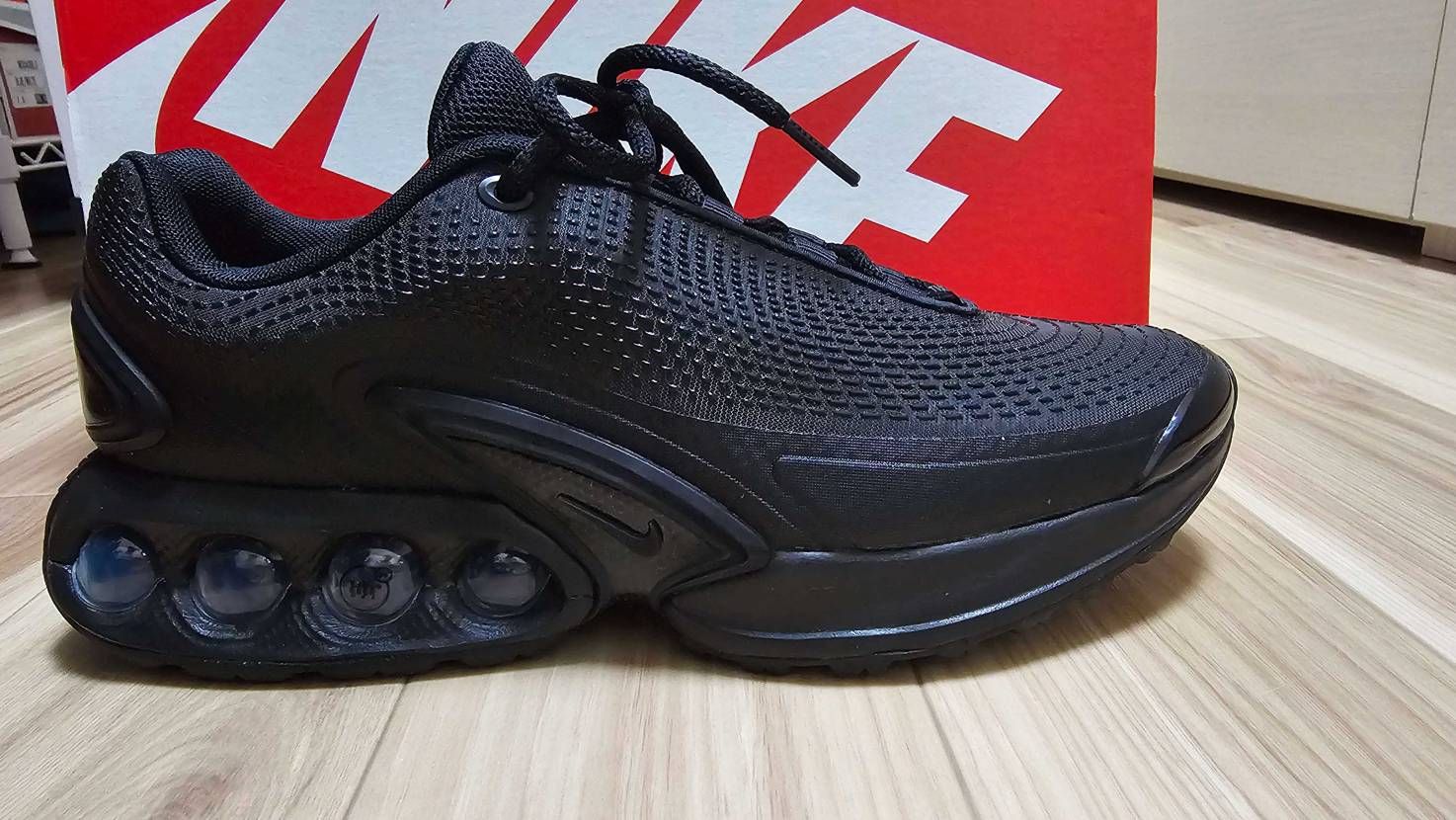 AIR MAX Dn 渋谷 原宿の都内などはほぼ売り切れてましたkithにはal