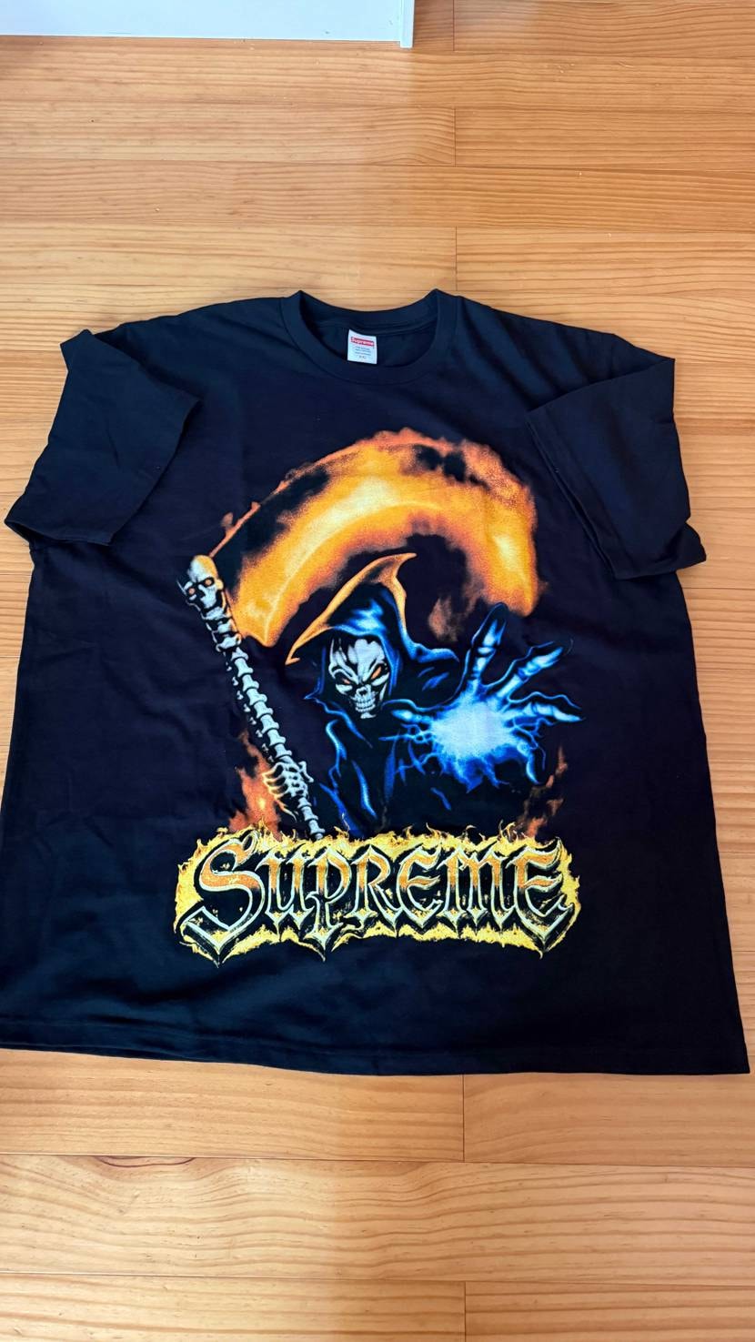 人気ないから、あえてグリムリーパーTを…📸w
シュプのラインナップ写真よりだい