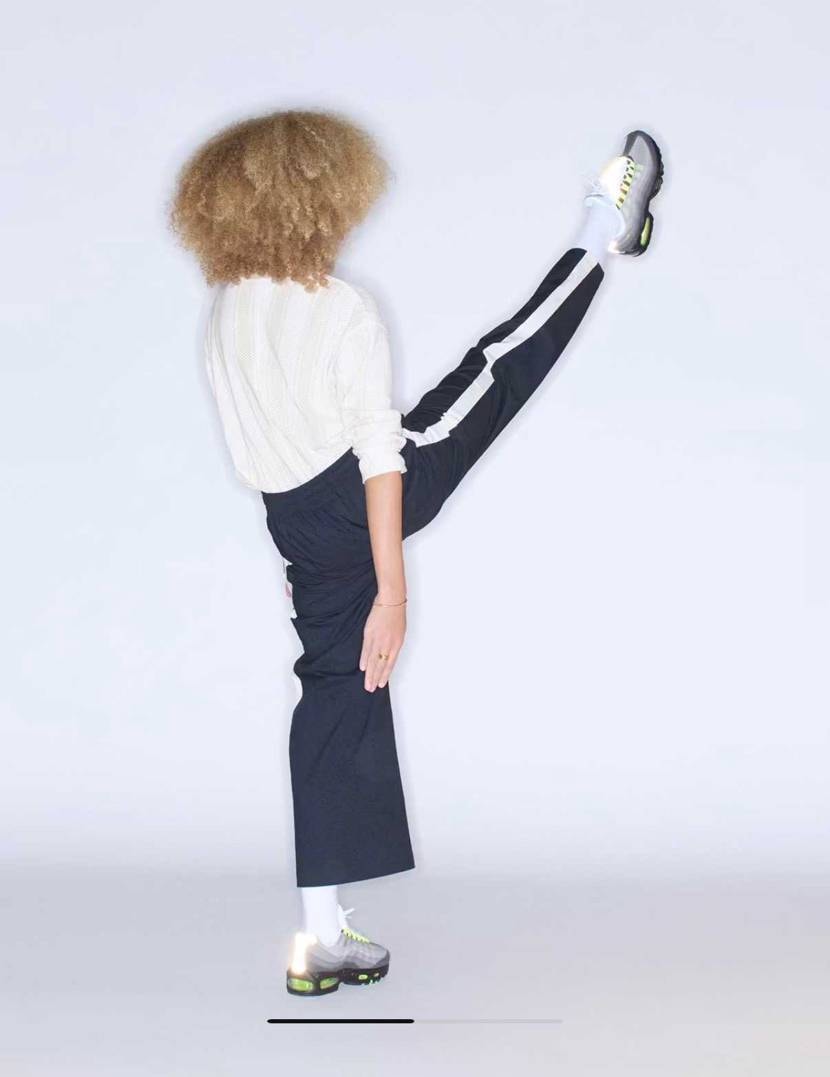 NIKEで当たって他全ﾀﾋ