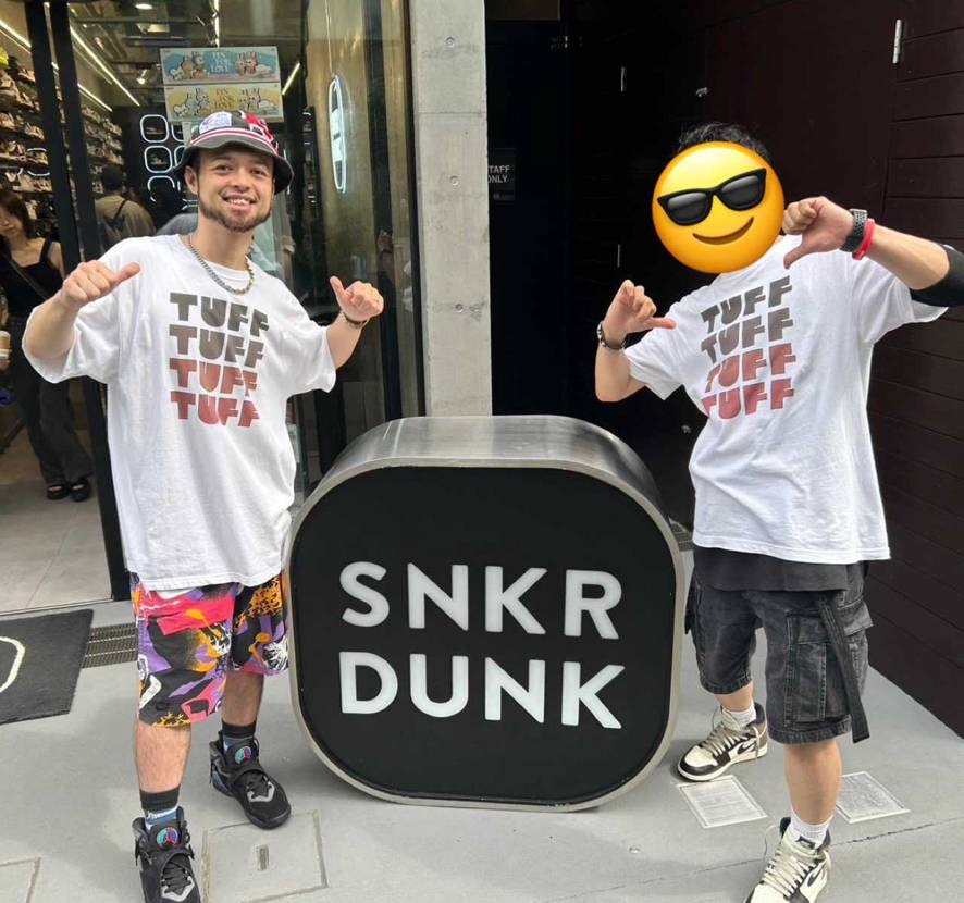 スニダン原宿店のタフさんの、ゴツタフTシャツ着用してご本人に