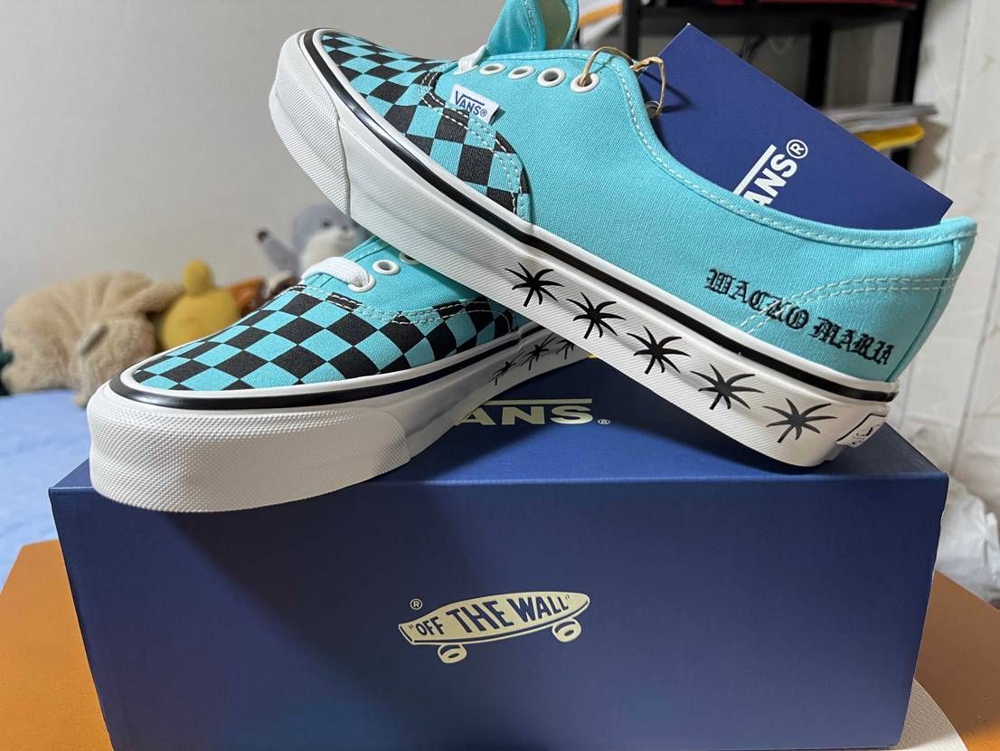 初めてのWACKO MARIA VANS到着😆
今の時期ピッタリな爽やかなブル