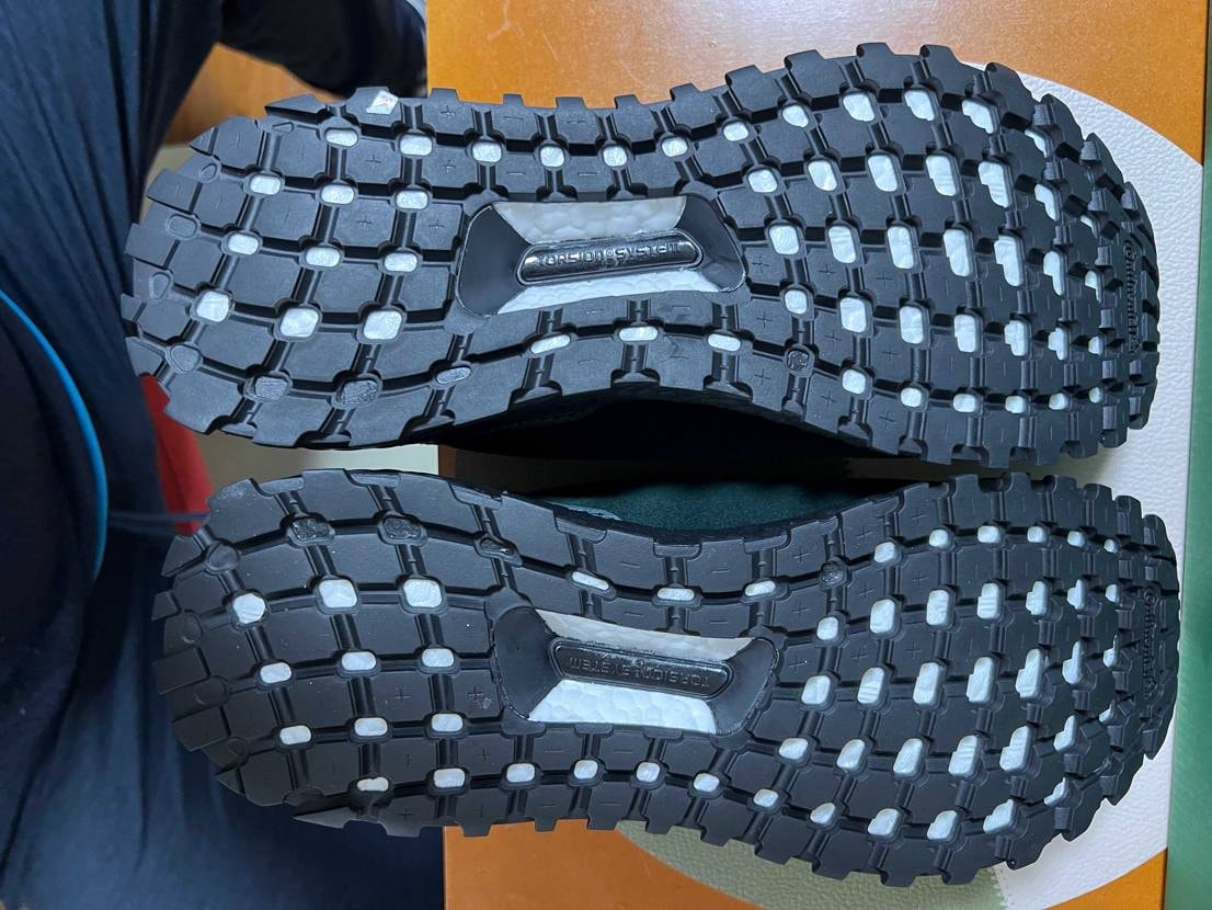 kithアプリ抽選分のUltraboost scarab到着