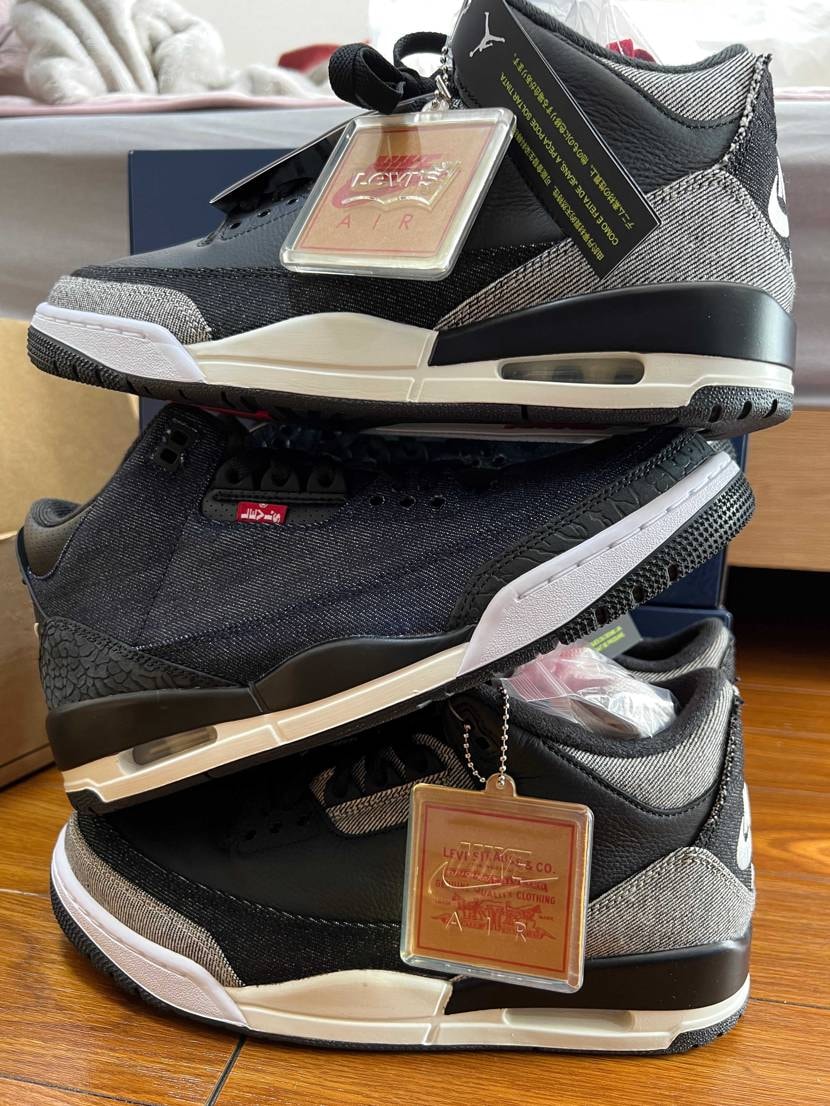 SNKRS 黒&インディゴ、GR8 黒合わせて3足到着…
