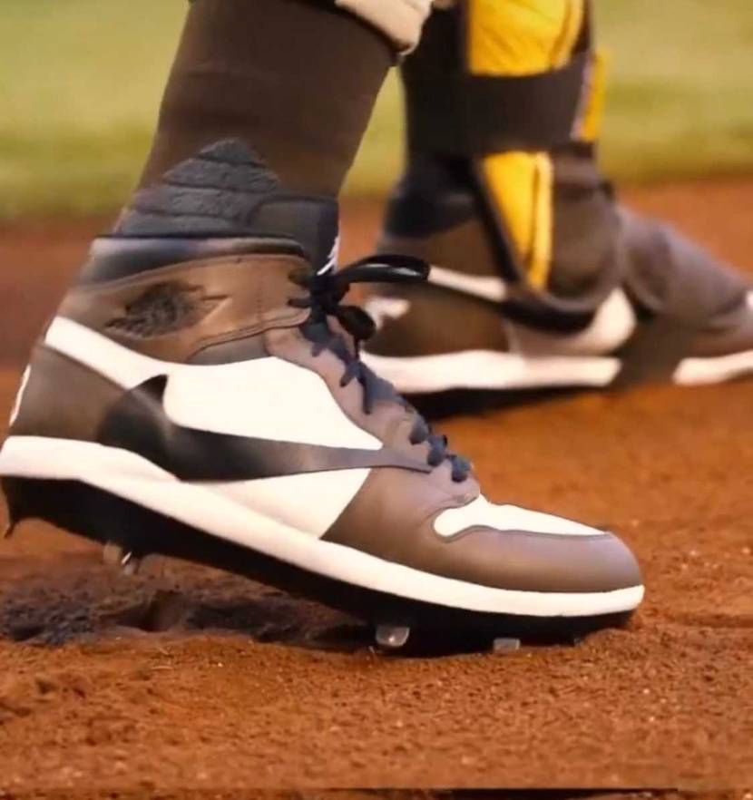 ドジャースとパドレスは熾烈な争いですね⚾️
そんな中タティスjrのAJ1スパイ