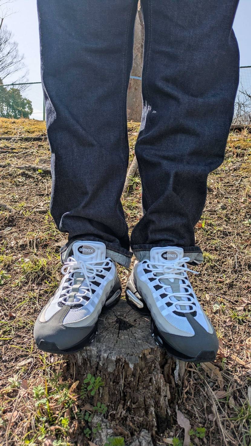 このグラナイトのグレーのグラデが洗練されてカッコイイですよね