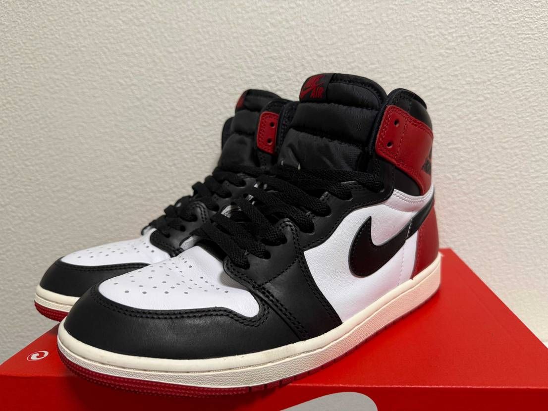 Nike Air Jordan 1 Retro High OG "Black T