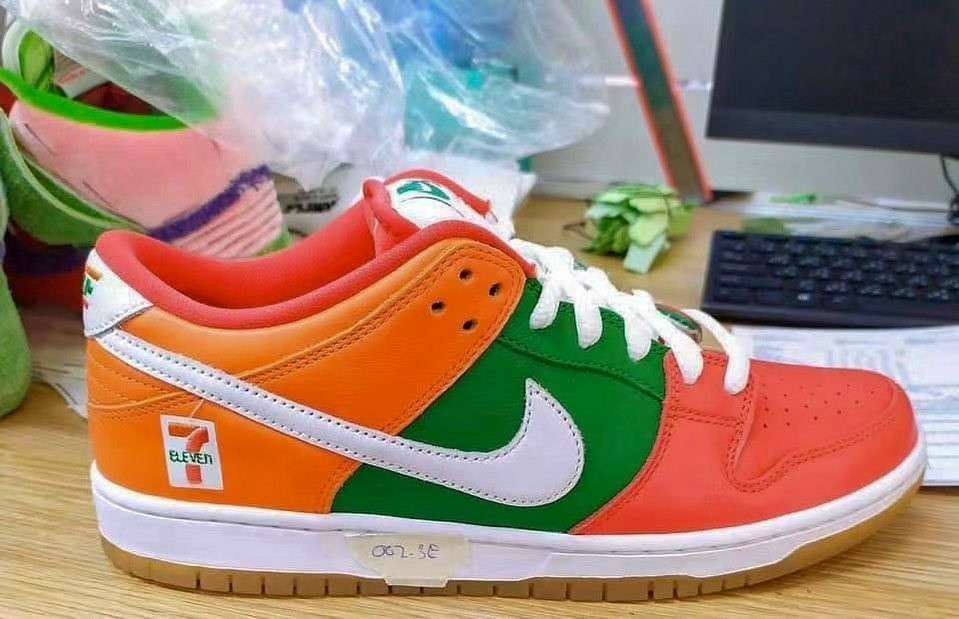 セブンイレブン x dunk low